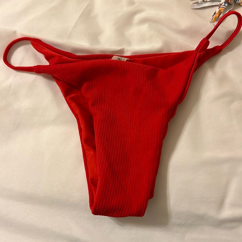 Bikini Bundle - Picture 11 of 11